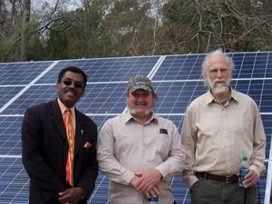 300x225 Ron Jackson, Alton Burns, John S. Quarterman, in Alton Burns' solar panels, by Alton Burns, 13 February 2015