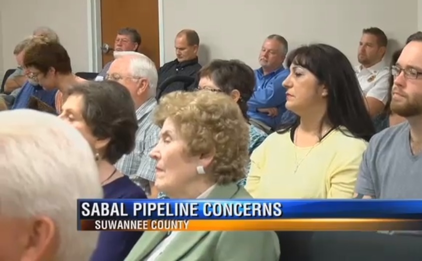 843x522 Citizens listening, in Sabal Pipeline Concerns, Suwannee County, by WTXL, 3 February 2016