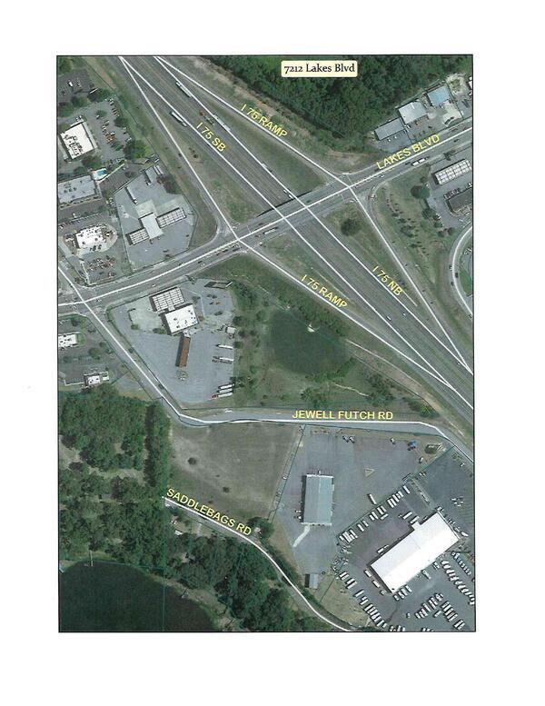 [Aerial Map: 7212 Lakes Boulevard]
