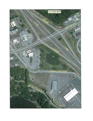 [Aerial Map: 7212 Lakes Boulevard]