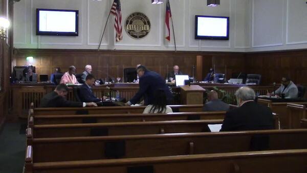 Movie: 3.b. Consideration of a Resolution for the Georgia Municipal Association's Certified City of Ethics Program. (32M)
